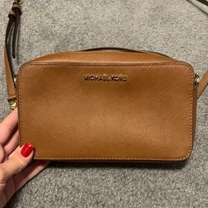 Michael Kors Crossbody